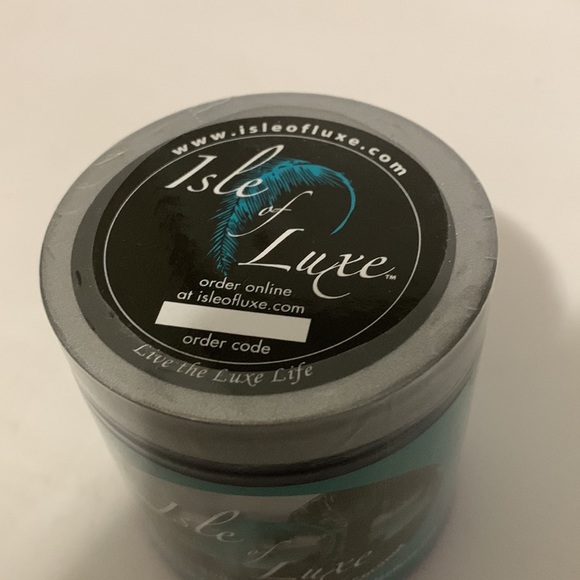 ISLE OF LUXE Coconut Body butter - Picture 2 of 4